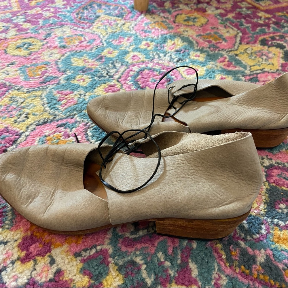 RARE Sevilla Smith Javian shoes, soft gray leather